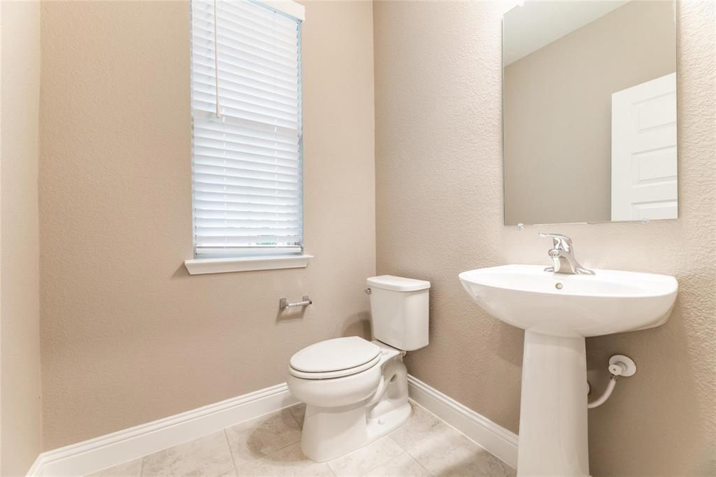 1532 Turf Lane Property Photo 11