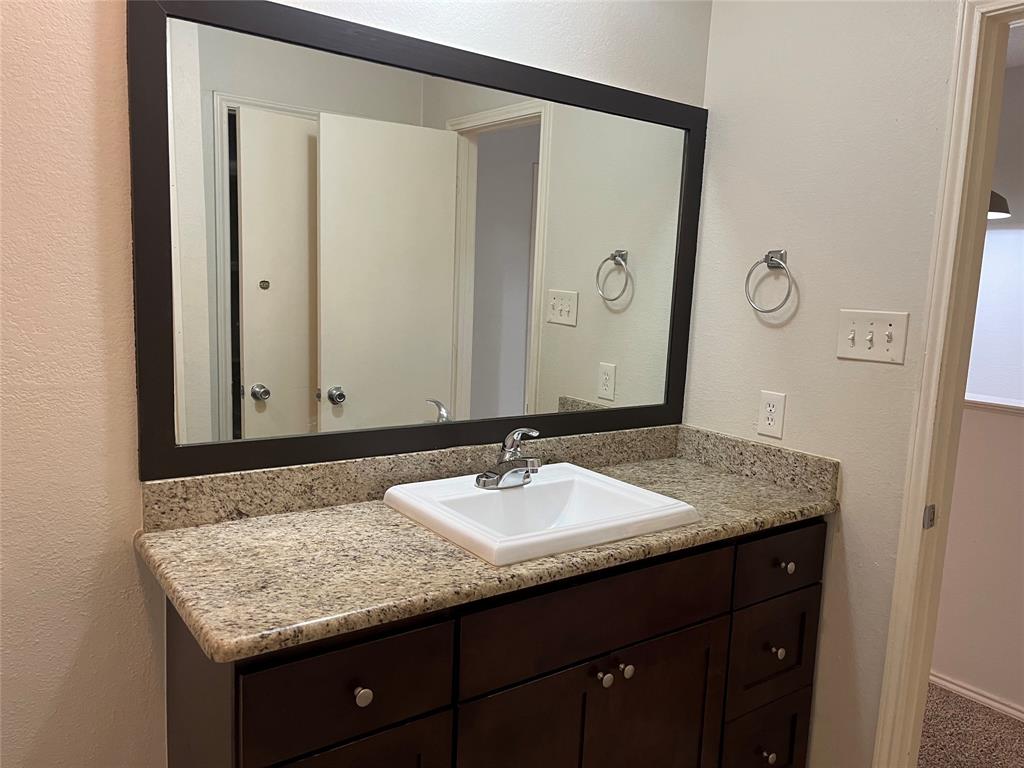 803 Bluebonnet Drive C Property Photo 6