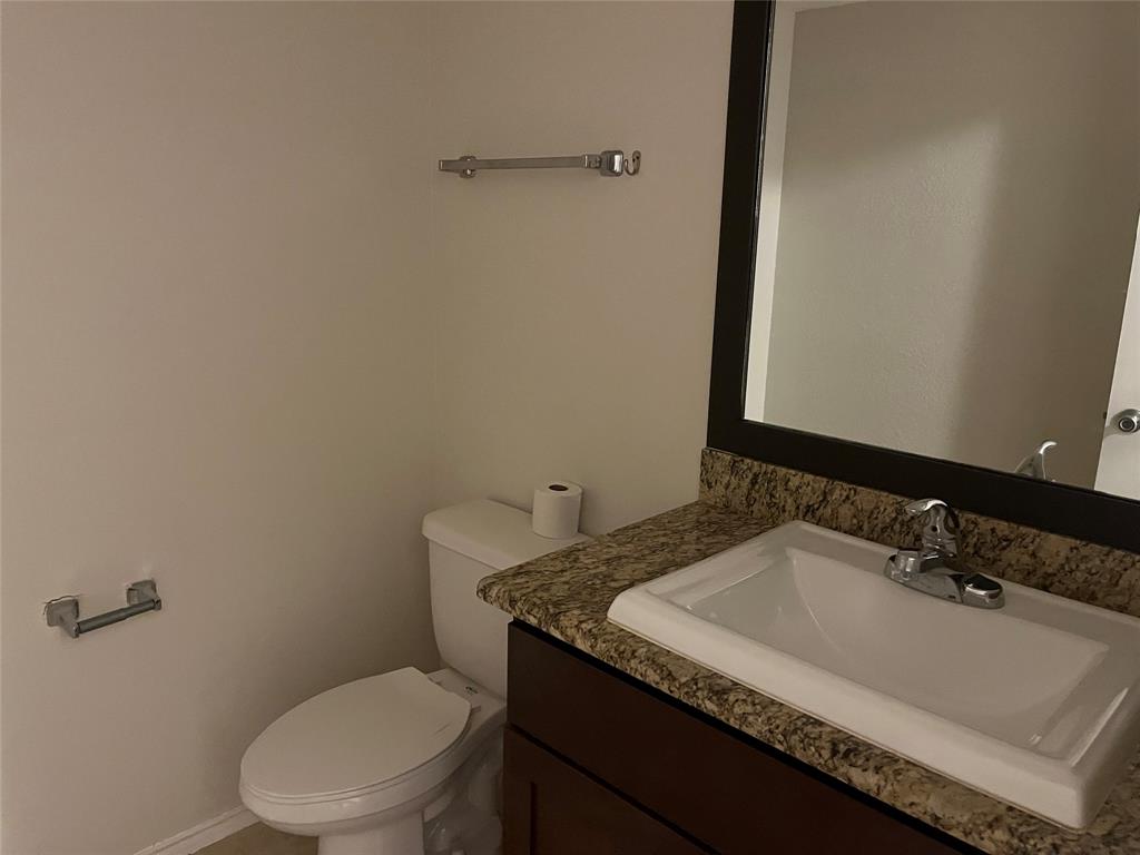 803 Bluebonnet Drive C Property Photo 12