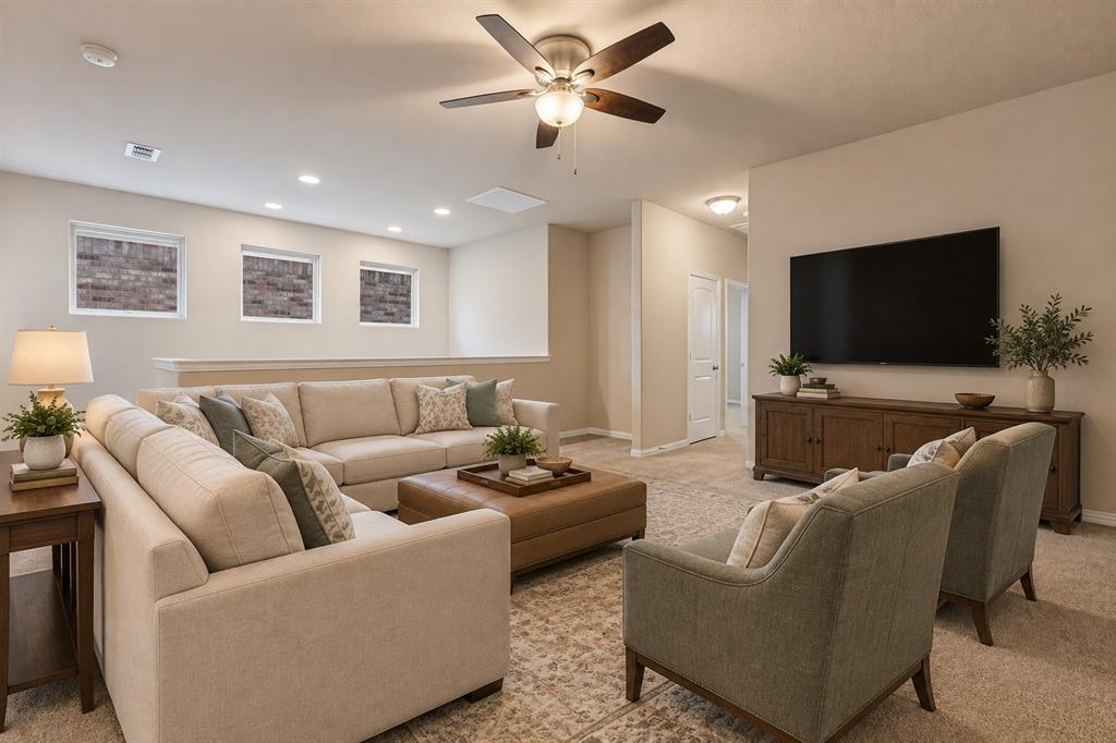 624 Club Drive Property Photo 14