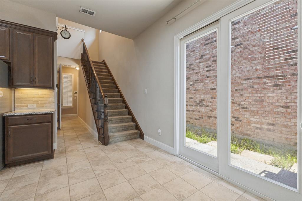 624 Club Drive Property Photo 27