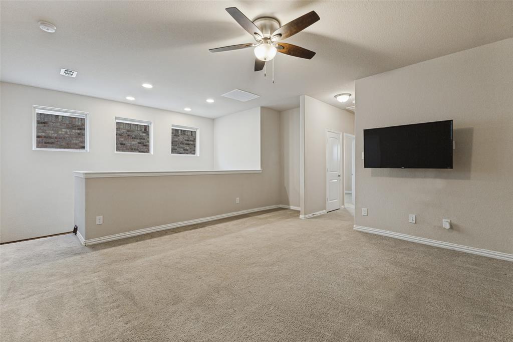 624 Club Drive Property Photo 29