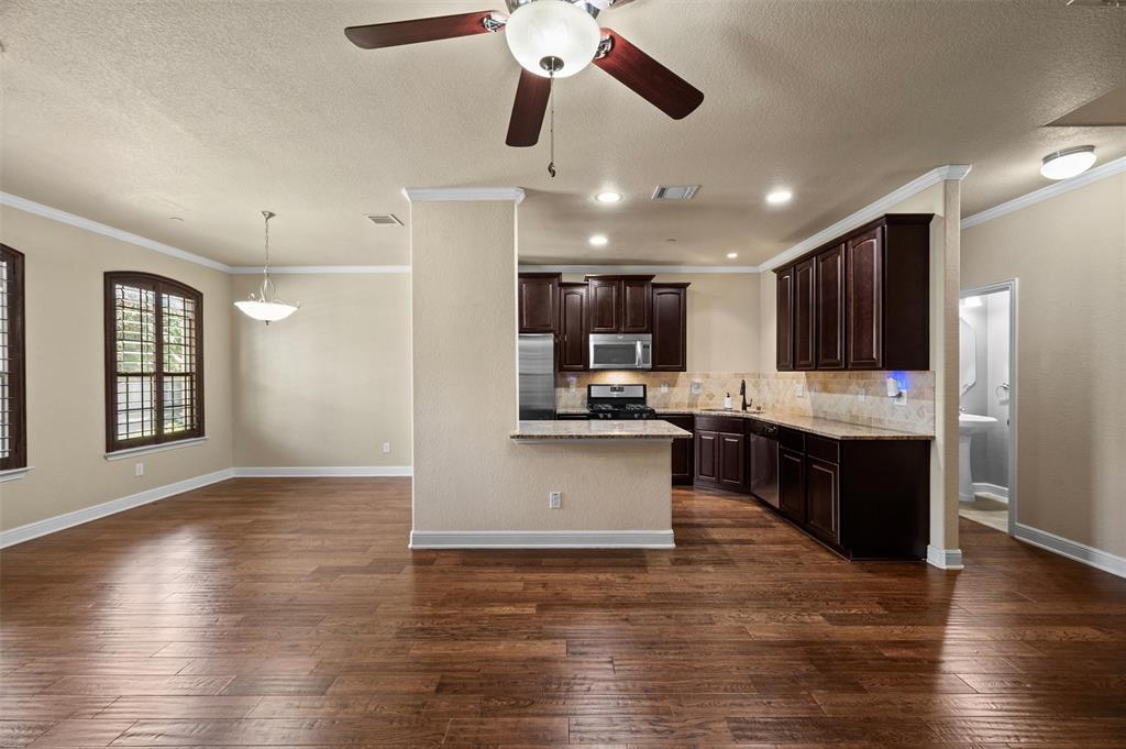1816 Desoto Drive Property Photo 10