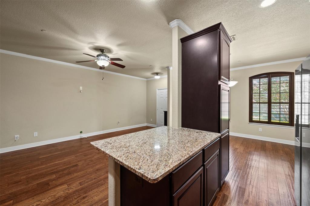 1816 Desoto Drive Property Photo 14