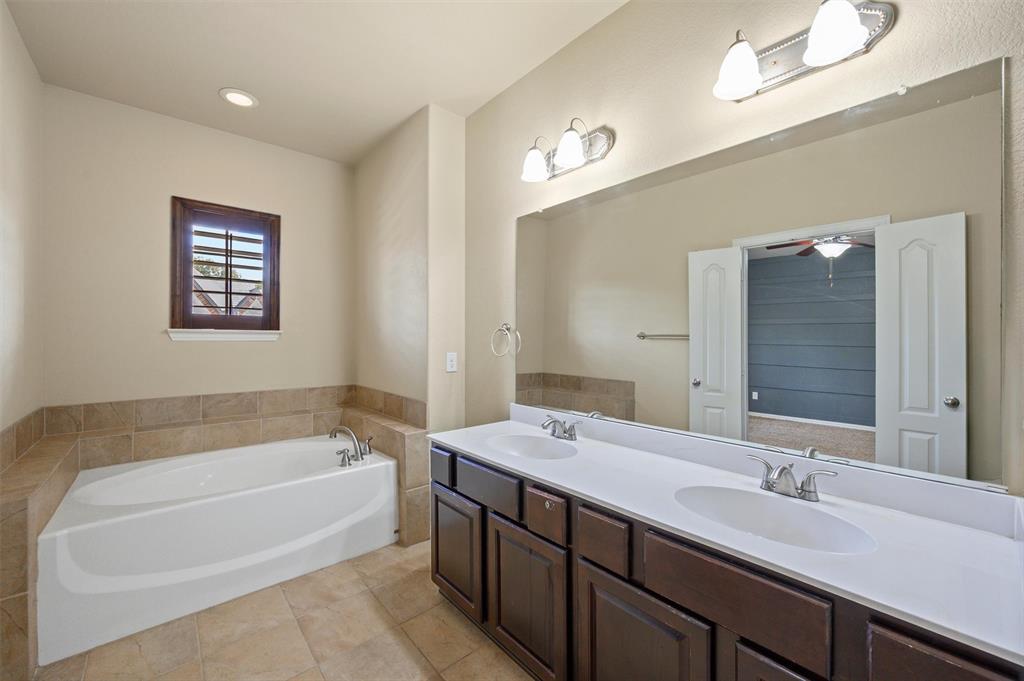 1816 Desoto Drive Property Photo 24