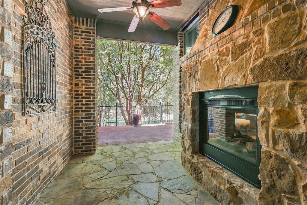 2809 Creekway Drive Property Photo 28