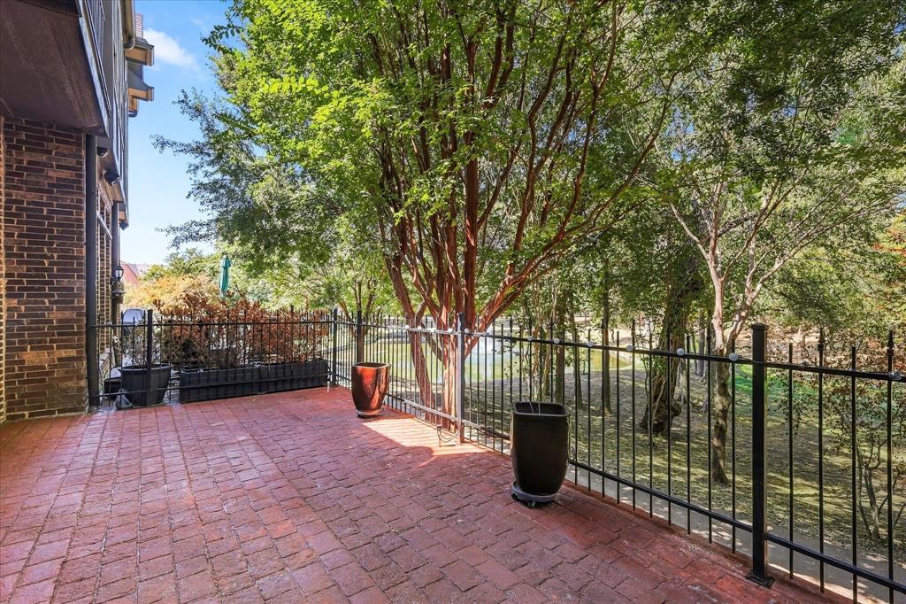 2809 Creekway Drive Property Photo 32