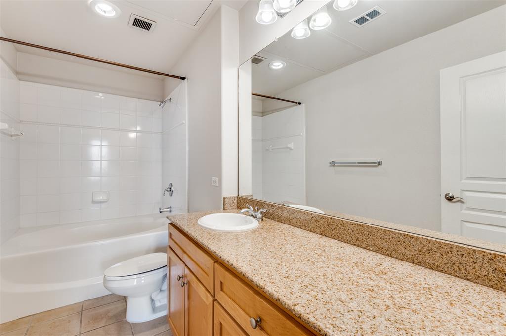 330 Las Colinas Boulevard 924 Property Photo 12