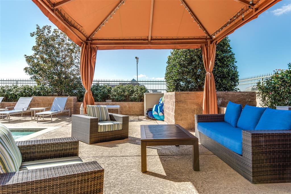 330 Las Colinas Boulevard 924 Property Photo 16