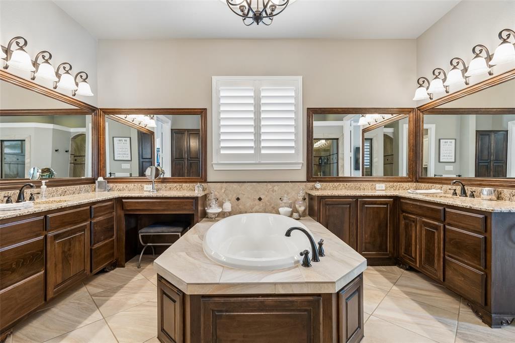 1530 Stillhouse Hollow Drive Property Photo 14
