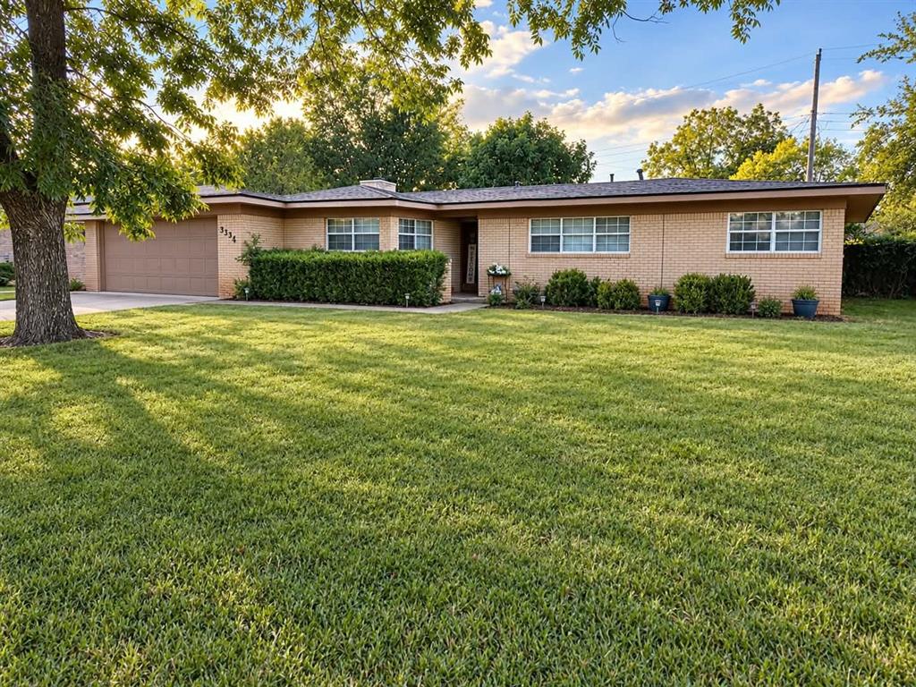3334 Parkcrest Property Photo 1