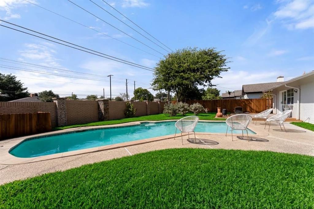 1714 Baylor Drive Property Photo 1