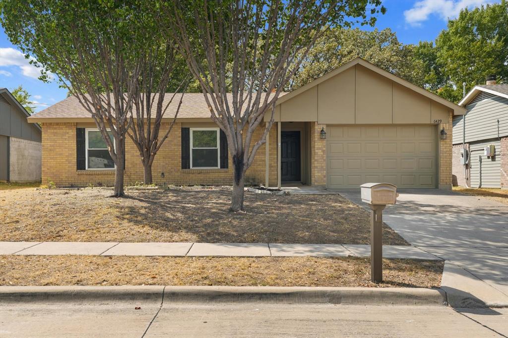 6429 Yarmouth Avenue Property Image