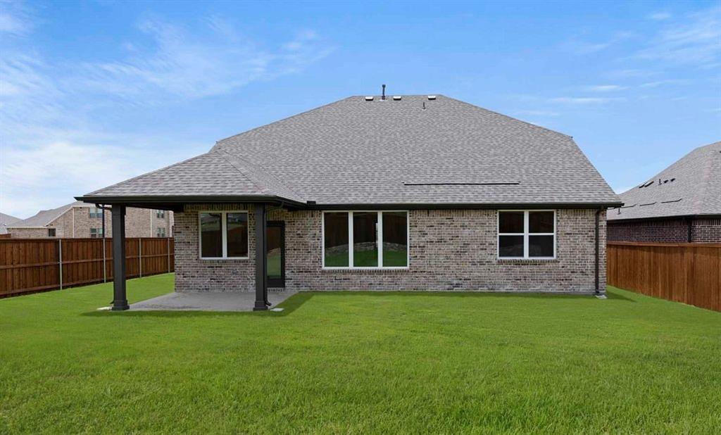 3305 Big Stump Court Property Photo 2