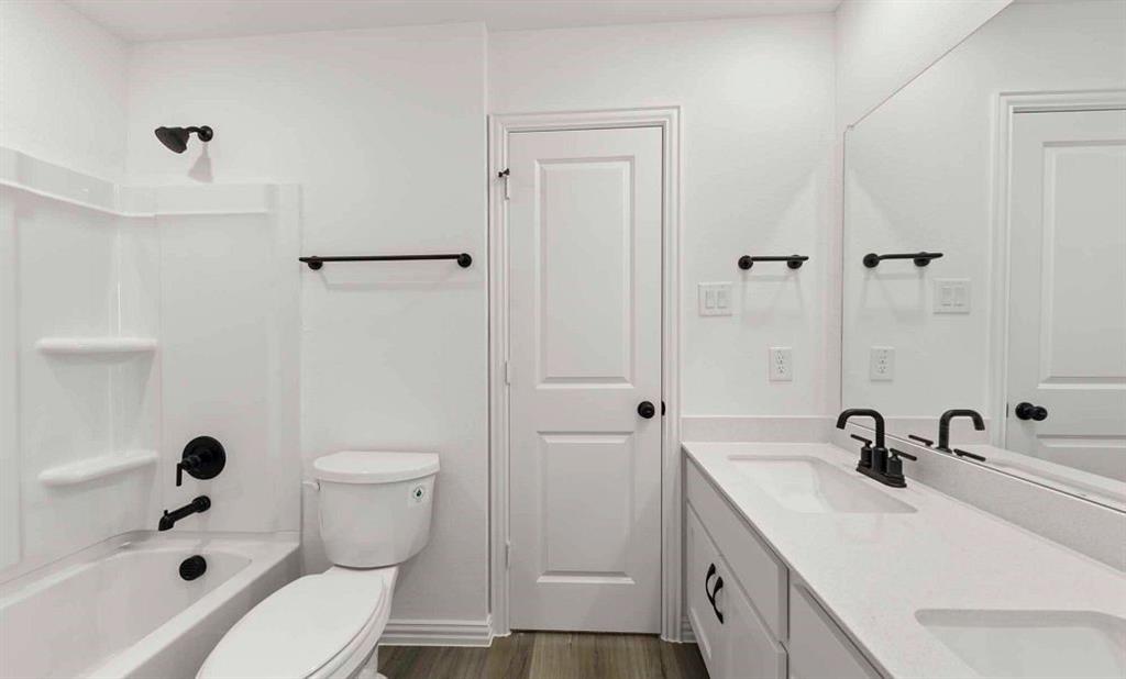 3305 Big Stump Court Property Photo 21