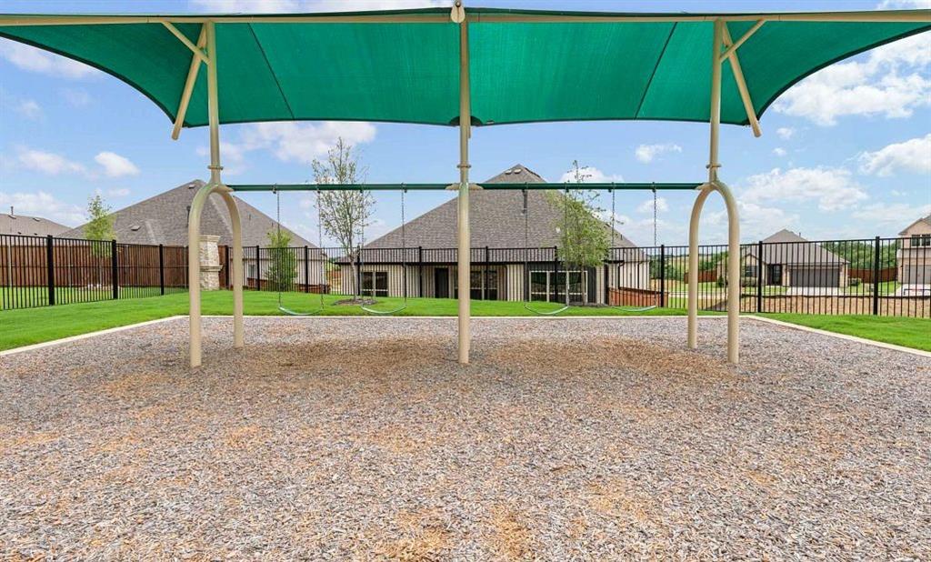 3305 Big Stump Court Property Photo 28