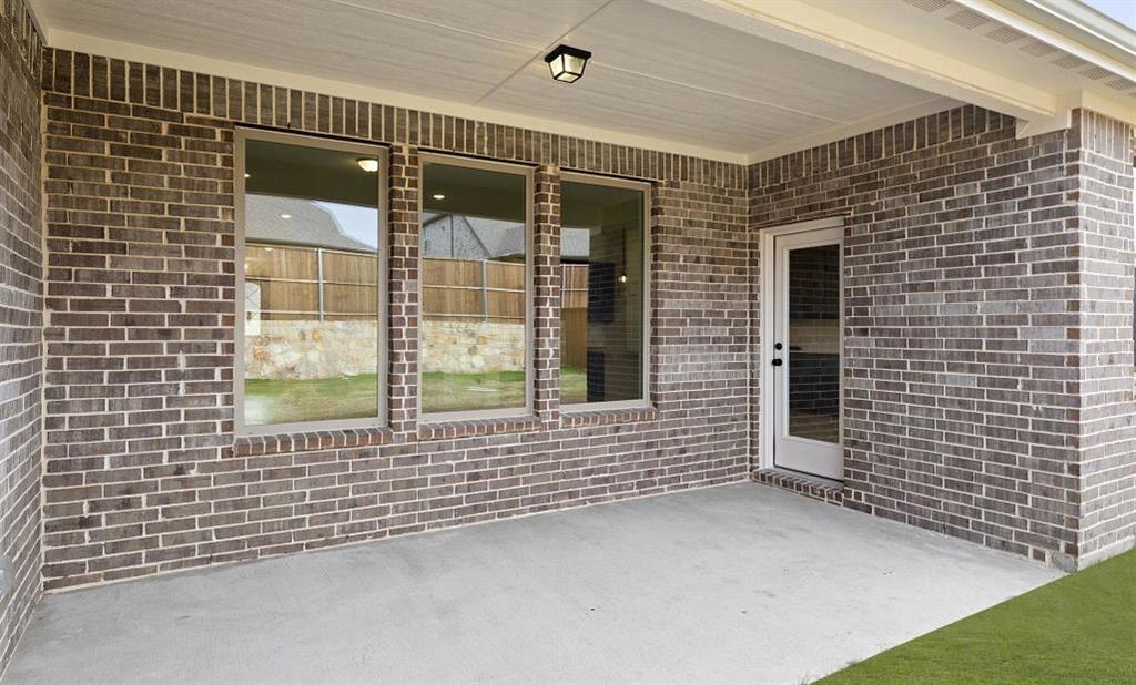 3301 Big Stump Court Property Photo 3
