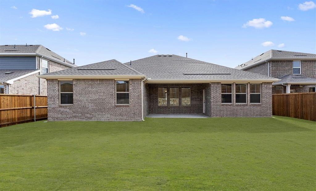 3301 Big Stump Court Property Photo 5
