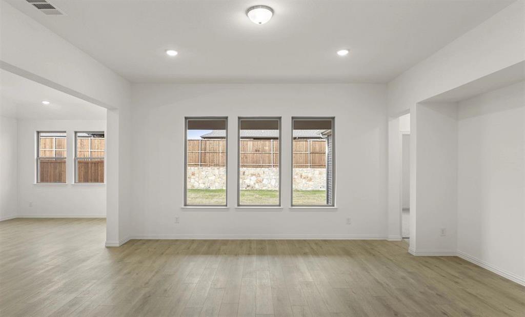 3301 Big Stump Court Property Photo 19