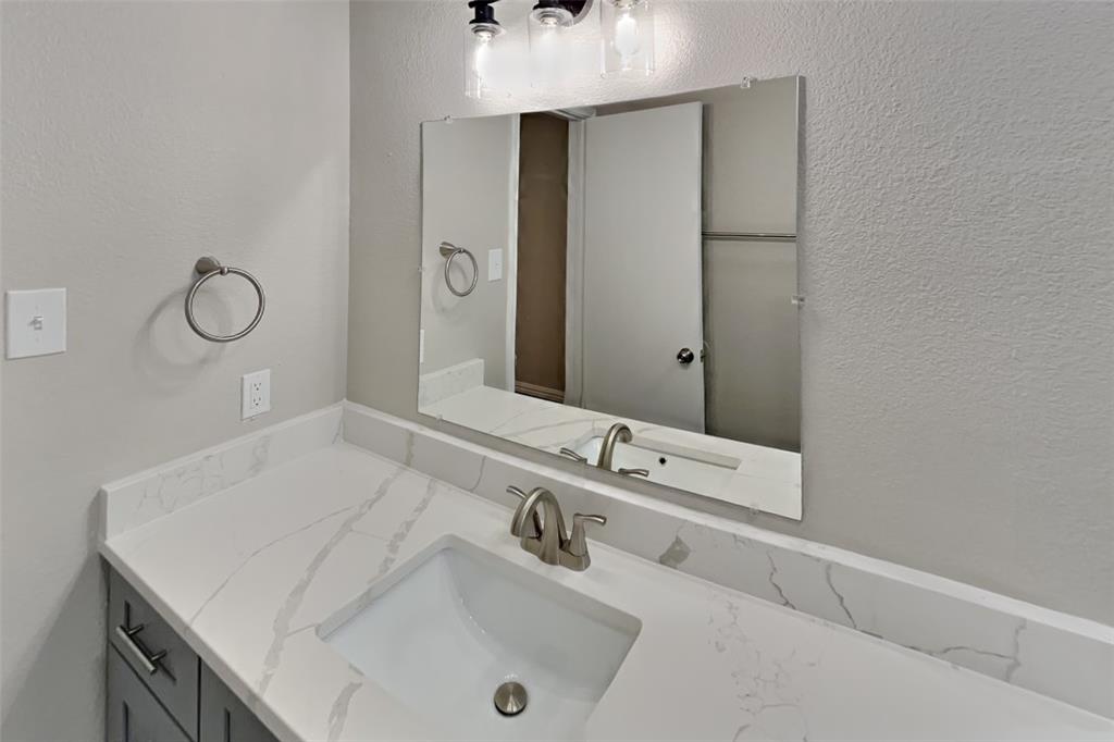 8728 Sumter Way Property Photo 10