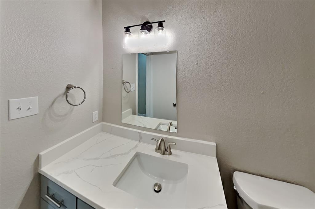 8728 Sumter Way Property Photo 16