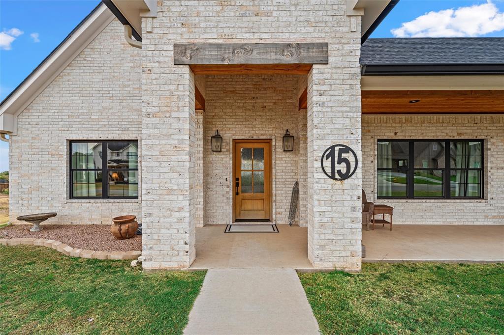 15 Pareya Circle Property Photo 1