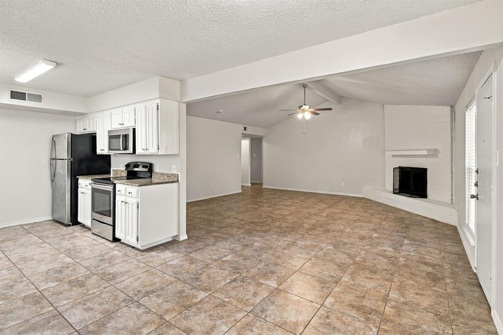 4807 Crestmont Court Property Photo 11