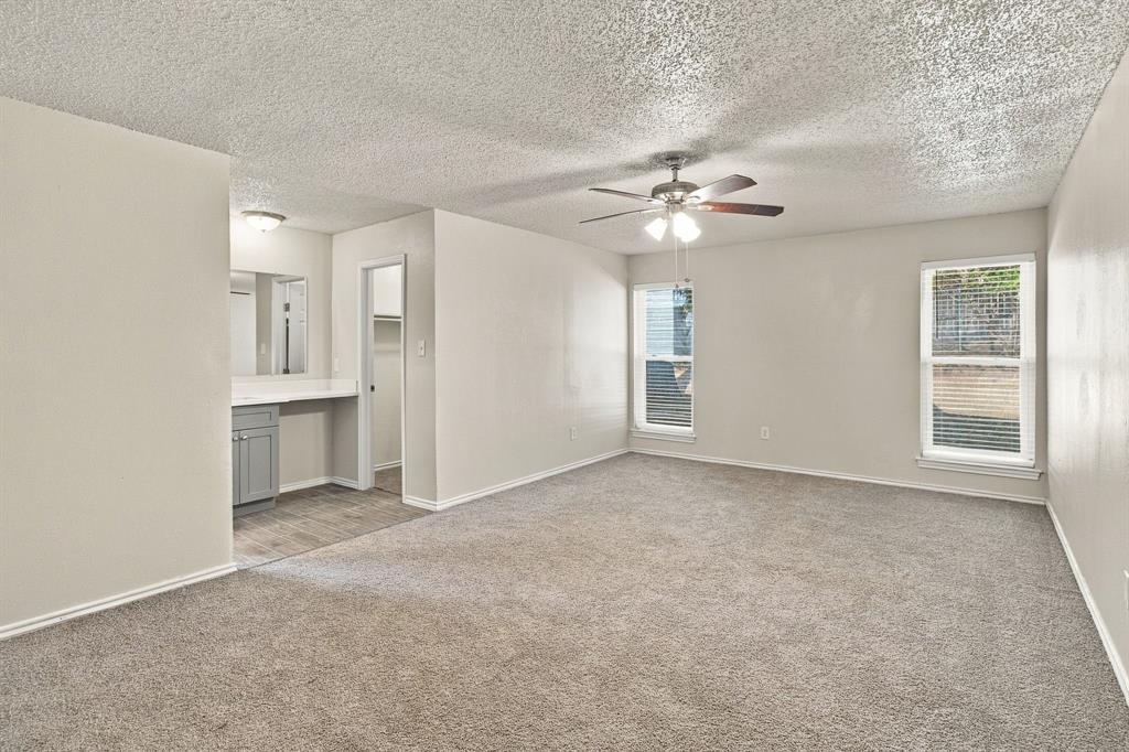 4807 Crestmont Court Property Photo 23