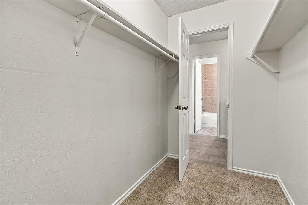 4807 Crestmont Court Property Photo 28