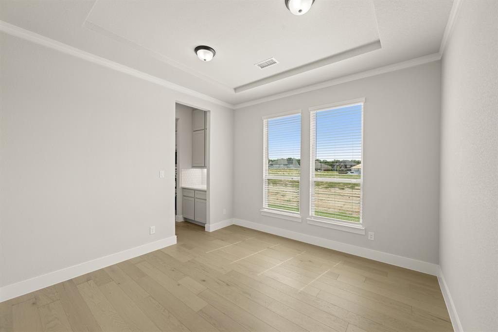 200 Cheyenne Mountain Drive Property Photo 6