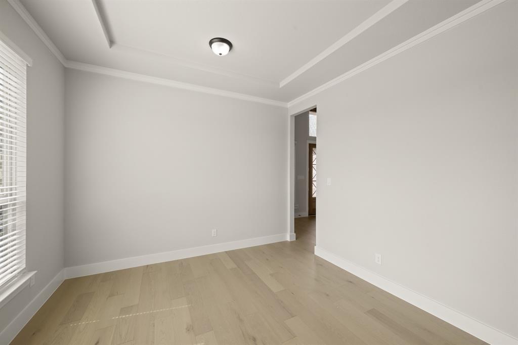 200 Cheyenne Mountain Drive Property Photo 7