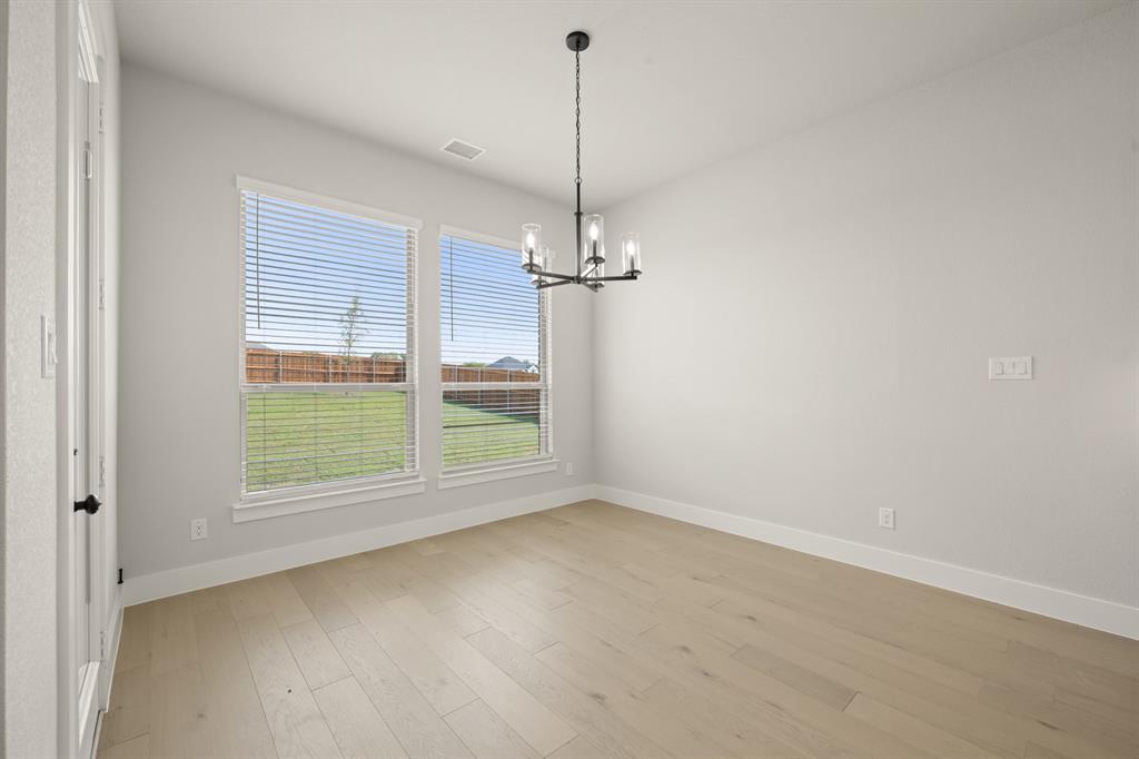 200 Cheyenne Mountain Drive Property Photo 15