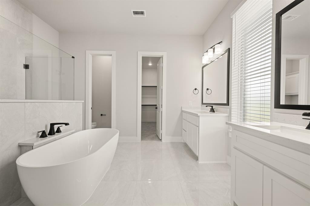 200 Cheyenne Mountain Drive Property Photo 18