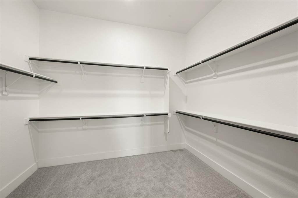200 Cheyenne Mountain Drive Property Photo 21