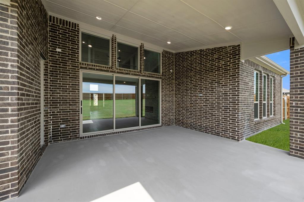 200 Cheyenne Mountain Drive Property Photo 25