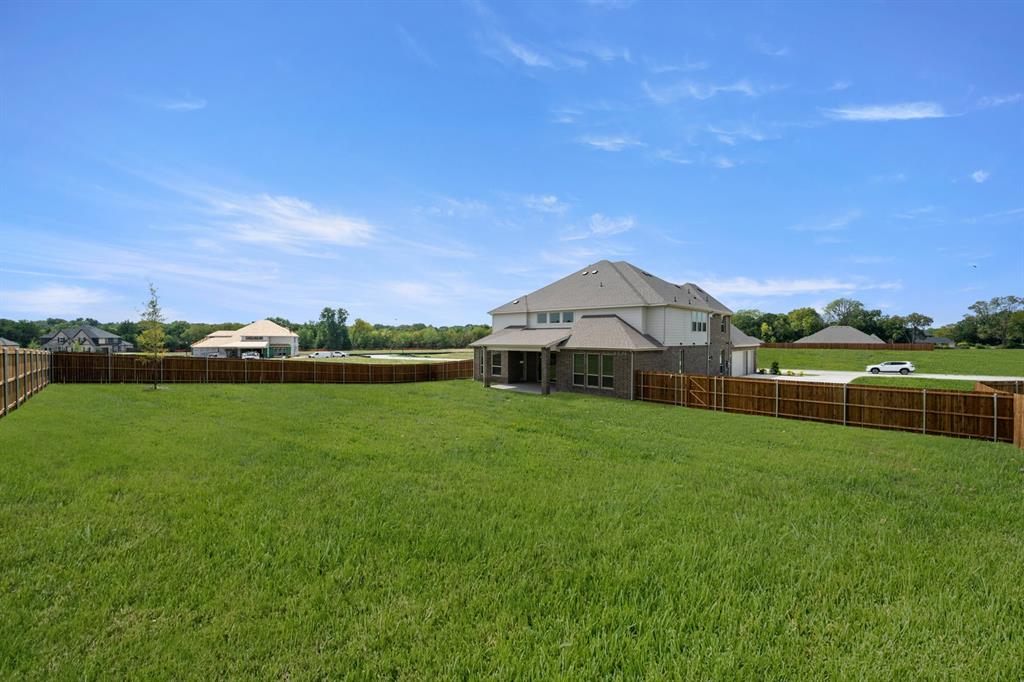 200 Cheyenne Mountain Drive Property Photo 27