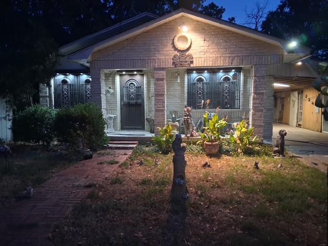 9522 Paramount Avenue Property Photo 1