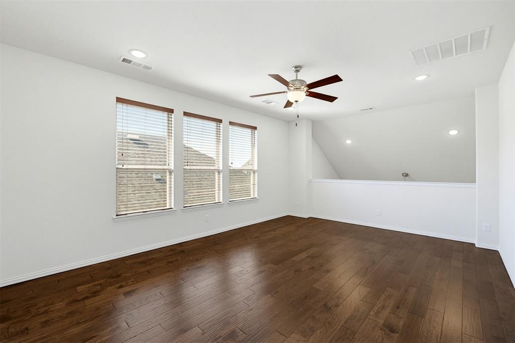1920 Roundtree Circle Property Photo 26
