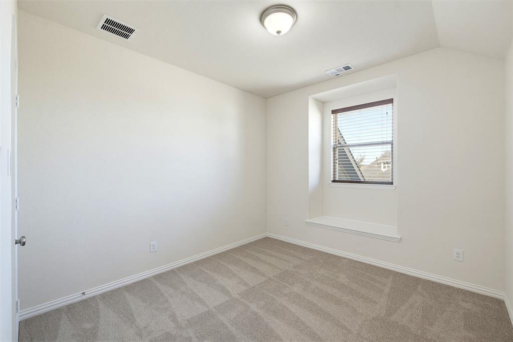 1920 Roundtree Circle Property Photo 33