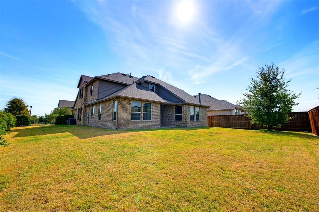 1920 Roundtree Circle Property Photo 39