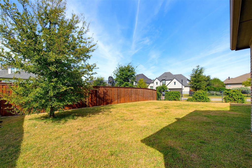 1920 Roundtree Circle Property Photo 40