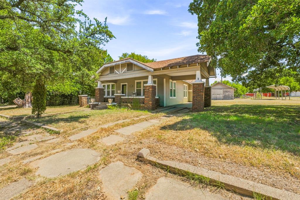 125 S Bell Street Property Photo 1