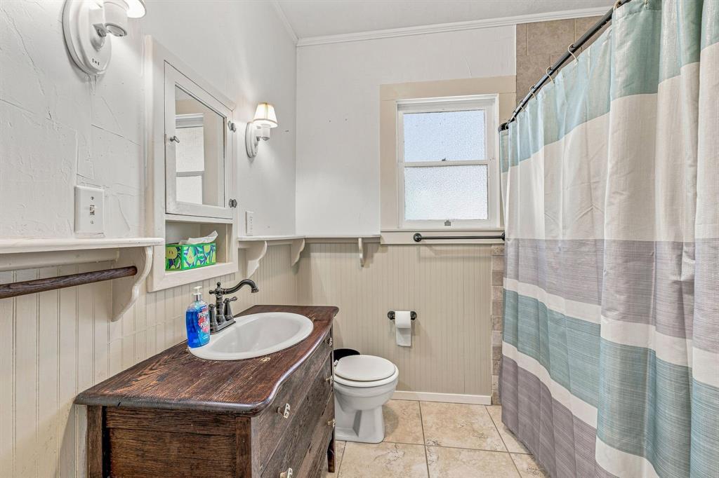 125 S Bell Street Property Photo 15