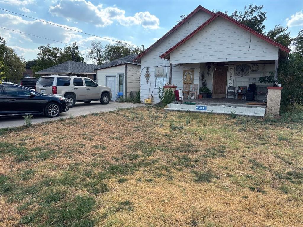 201 5th Street Property Photo 1