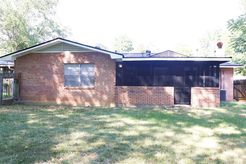 1143 Southland Park Drive Property Photo 1