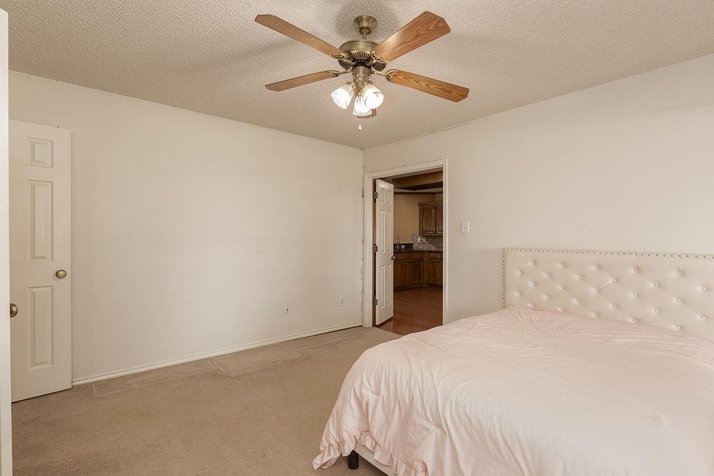 102 Fairway Lane Property Photo 11