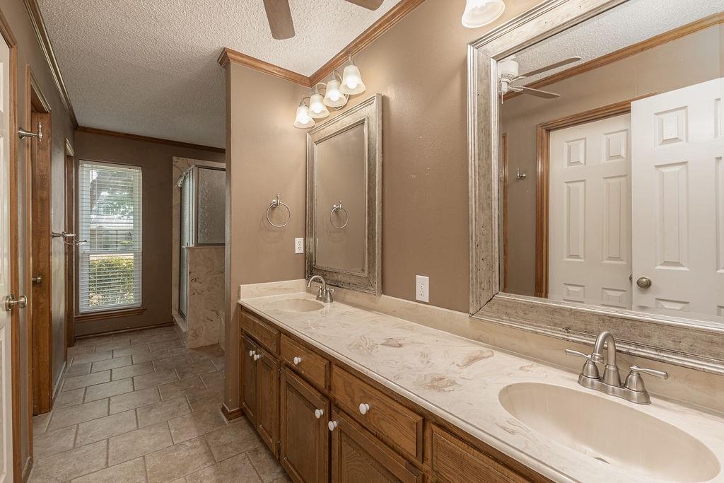 102 Fairway Lane Property Photo 14