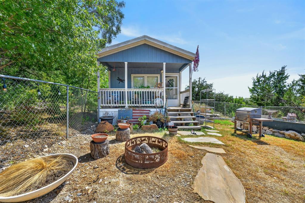 2809 Cypress Street Property Photo 1