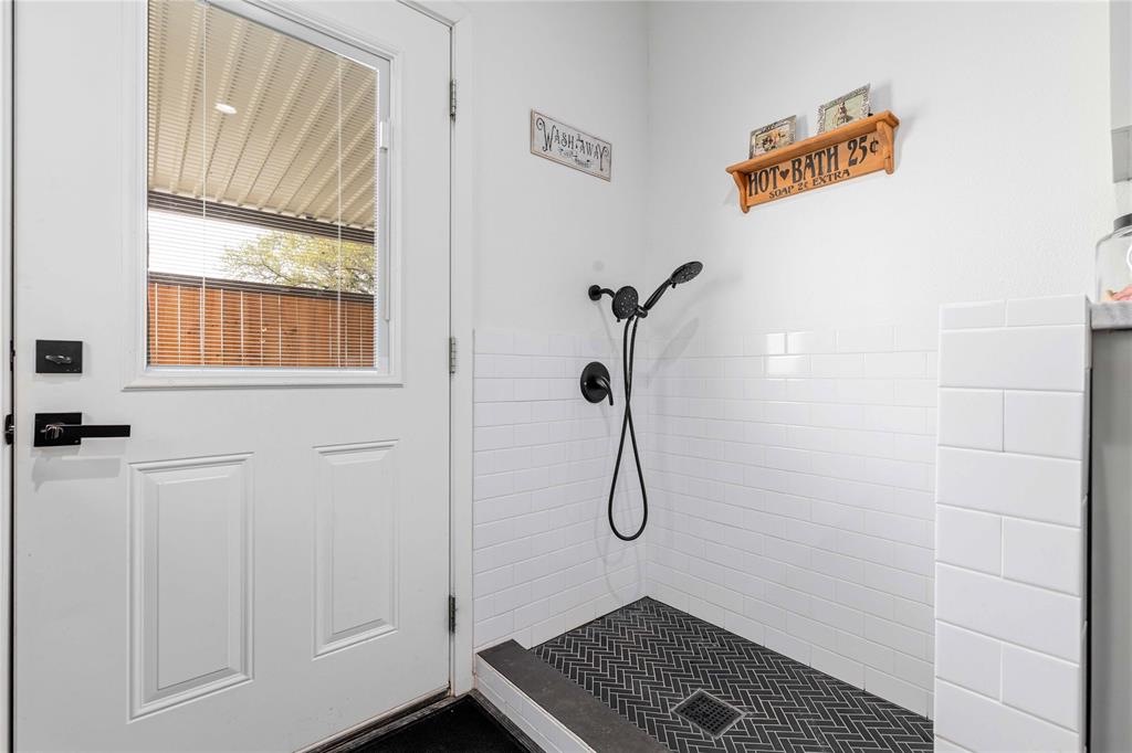 115 Comanche Vista Drive Property Photo 13