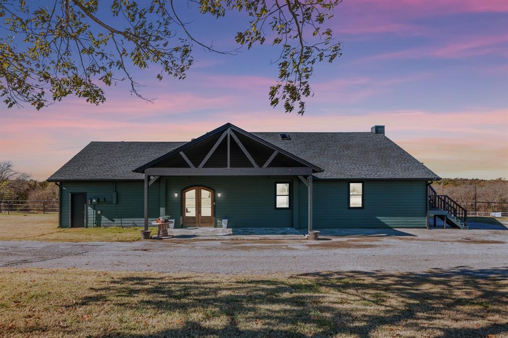2568 Luella Road Property Photo 1